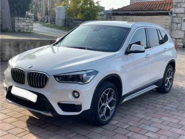 BMW X1 sDrive18d xLINE · 2016.
