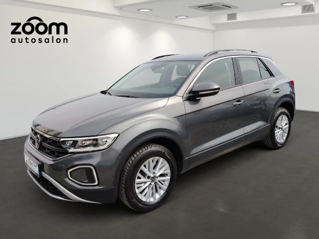Volkswagen T-Roc 2,0 · 2023.