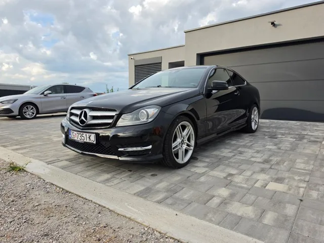 Mercedes-Benz C-Razred 180 CGI AMG · 2012.