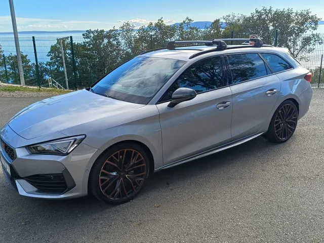 Cupra Leon ST 2,0 TSI 300KS 4DRIVE · 2022.