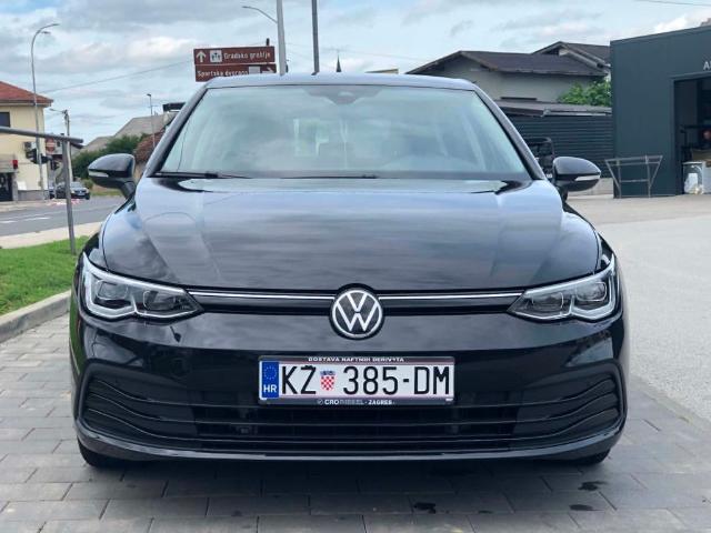 Volkswagen Golf 8 2.0 tdi, 2020 god. · 2020.